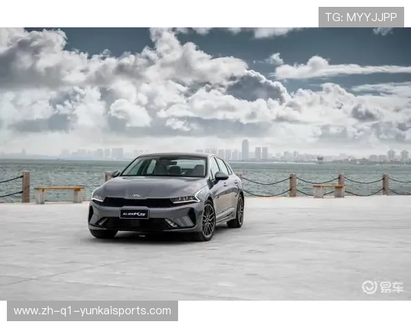 16万还买索八K5？这款车动力强、颜值高，家用建议买它